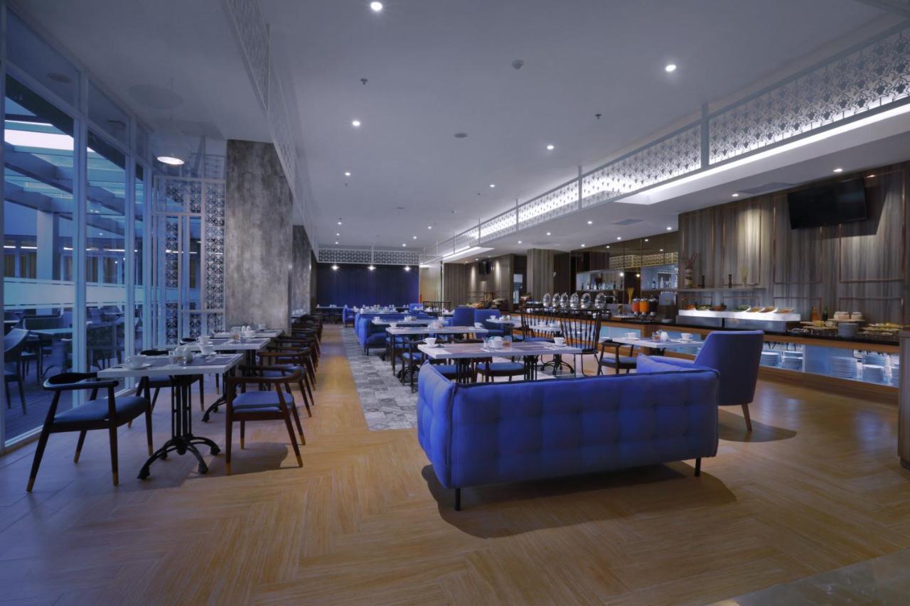 Aston Banyuwangi Hotel And Conference Center Экстерьер фото
