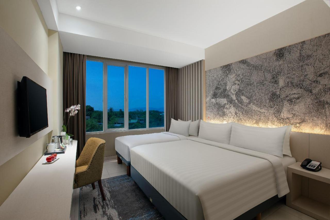 Aston Banyuwangi Hotel And Conference Center Экстерьер фото