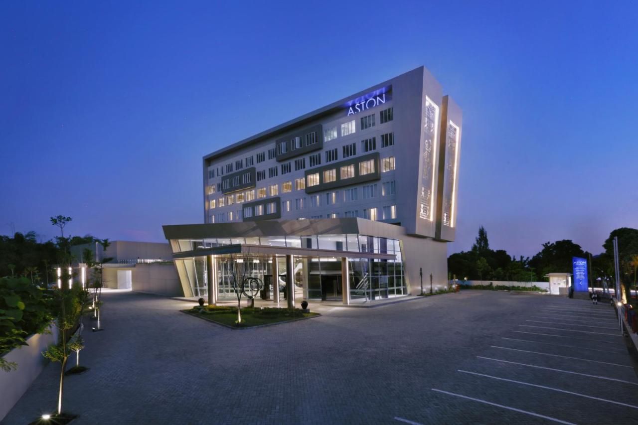 Aston Banyuwangi Hotel And Conference Center Экстерьер фото