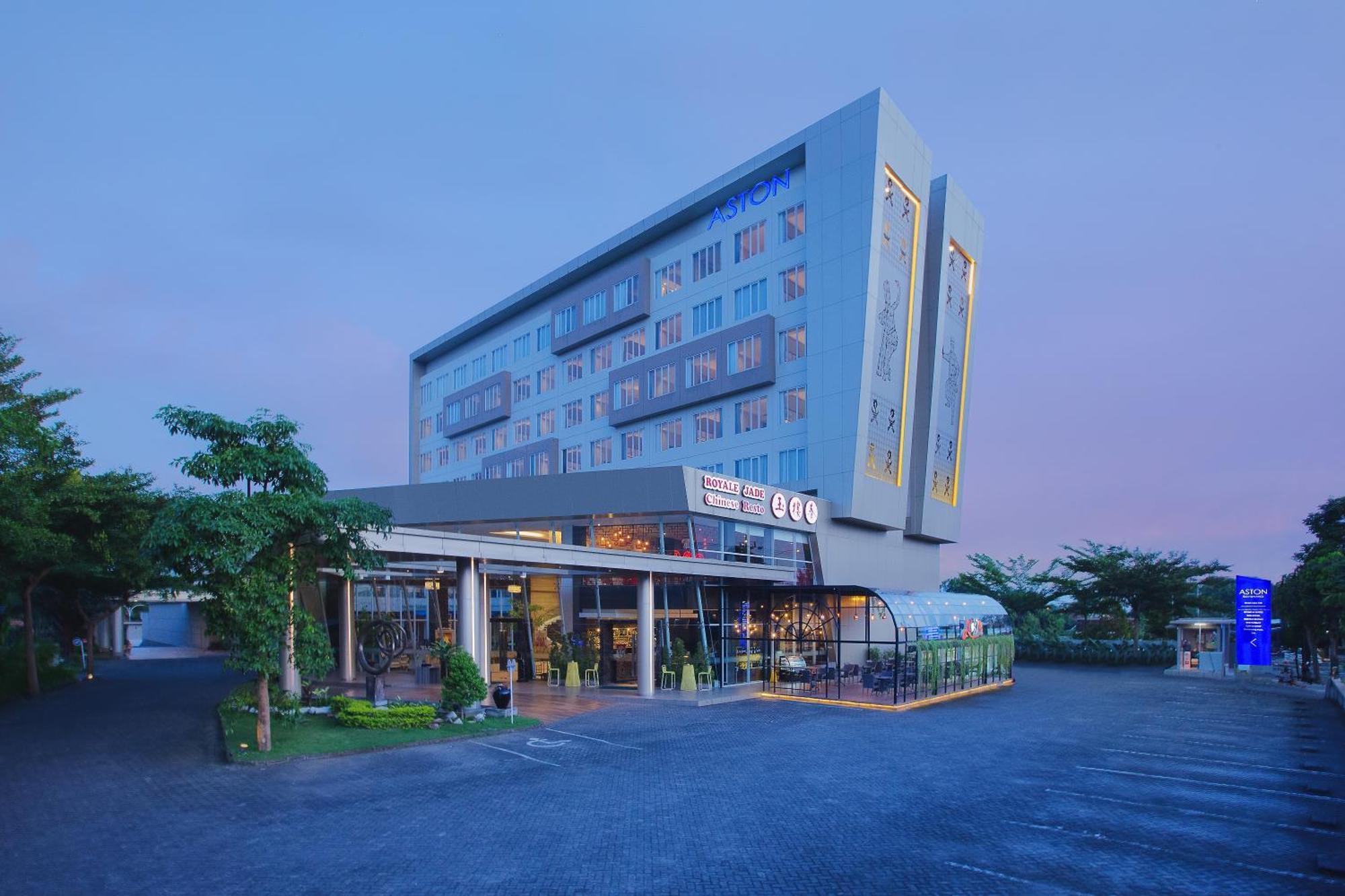 Aston Banyuwangi Hotel And Conference Center Экстерьер фото